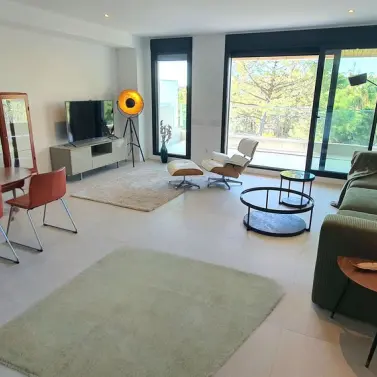 Продажа апартаментов на среднем этаже в Estepona