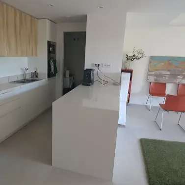 Продажа апартаментов на среднем этаже в Estepona