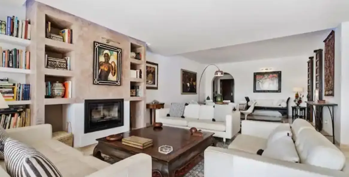 Sale of penthouse in Estepona 8