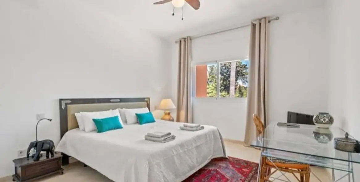 Venta de ático en Estepona 22