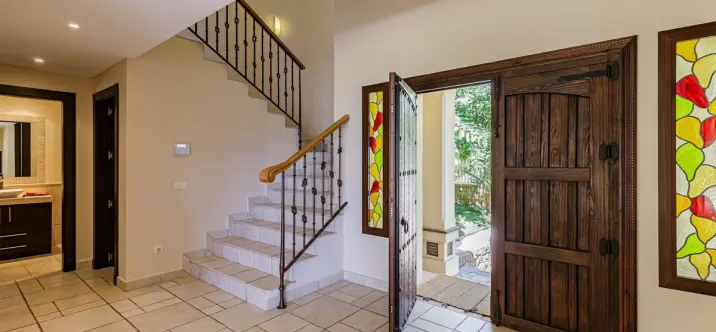 Sale of detached villa in Los Arqueros 2