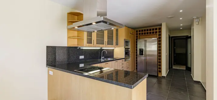 Sale of detached villa in Los Arqueros 4