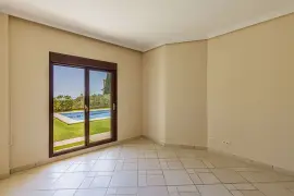 Image 6 thumb