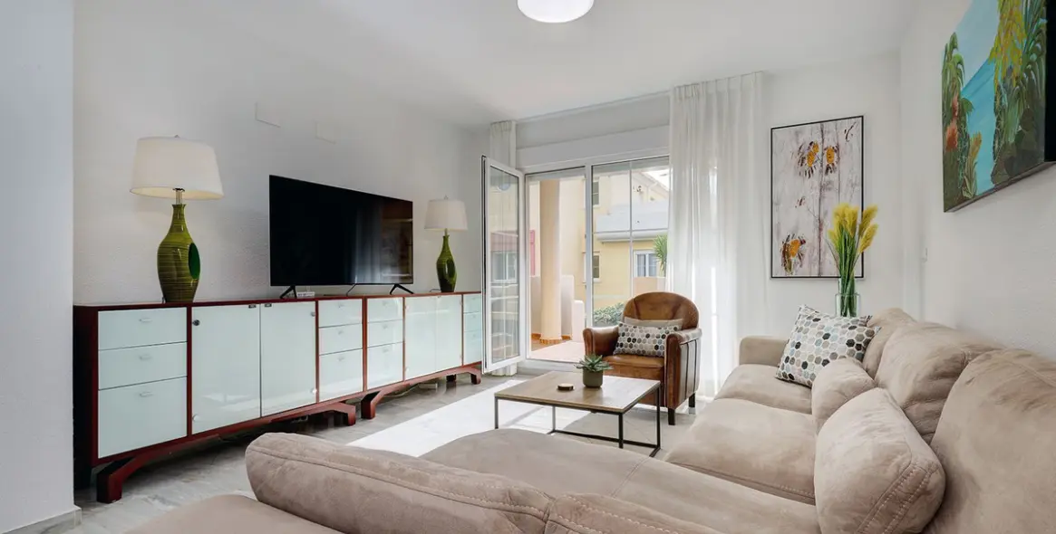 Short-term rent of ground floor apartment in Cabopino 3