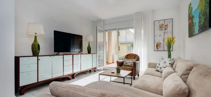 Short-term rent of ground floor apartment in Cabopino 2