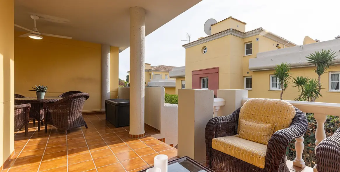 Short-term rent of ground floor apartment in Cabopino 11