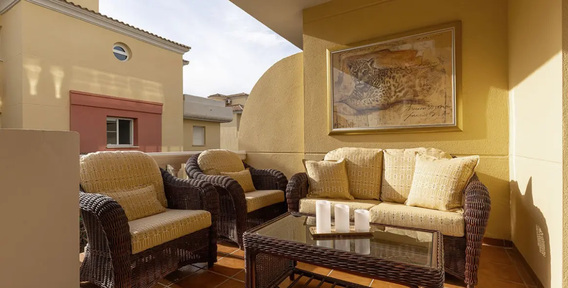 Short-term rent of ground floor apartment in Cabopino 20