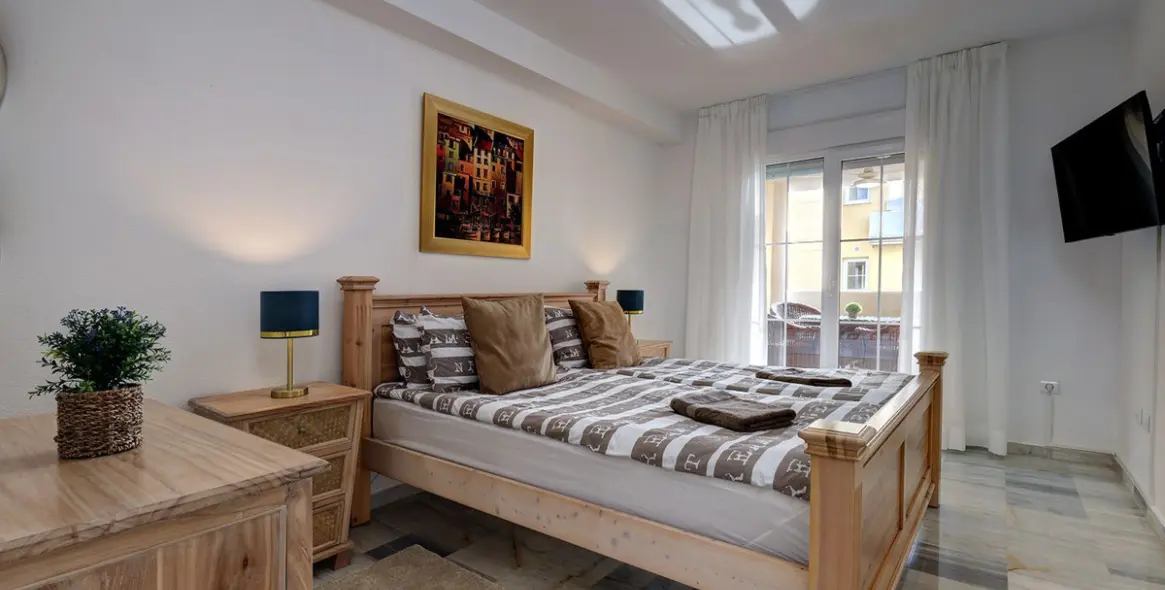 Short-term rent of ground floor apartment in Cabopino 21