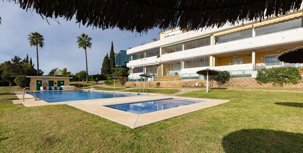 Short-term rent of ground floor apartment in Cabopino 37