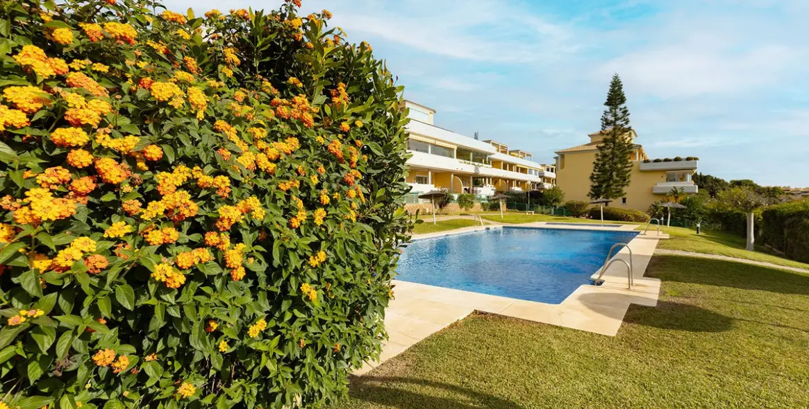 Short-term rent of ground floor apartment in Cabopino 39