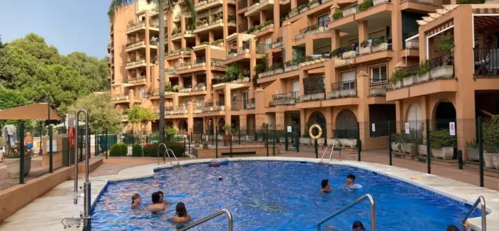 Долгосрочная аренда апартаментов на первом этаже в Carvajal 0