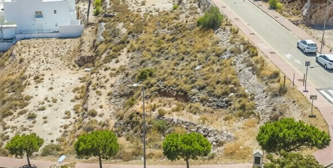 Продажа  жилого участка в Benalmadena 4