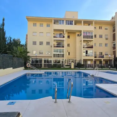 Продажа апартаментов на первом этаже в Benalmadena