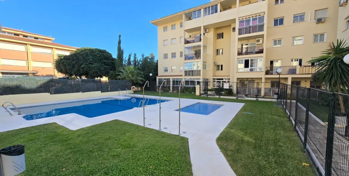 Продажа апартаментов на первом этаже в Benalmadena 1