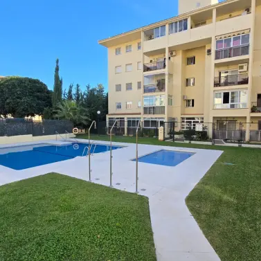 Продажа апартаментов на первом этаже в Benalmadena