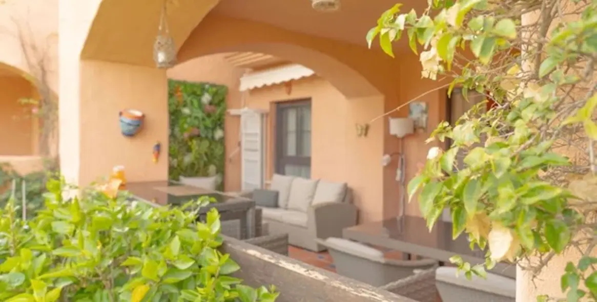 Sale of ground floor apartment in Estepona 4