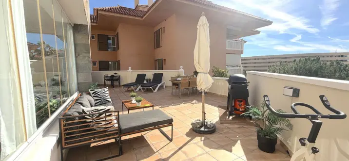 Продажа апартаментов на среднем этаже в Higueron 4