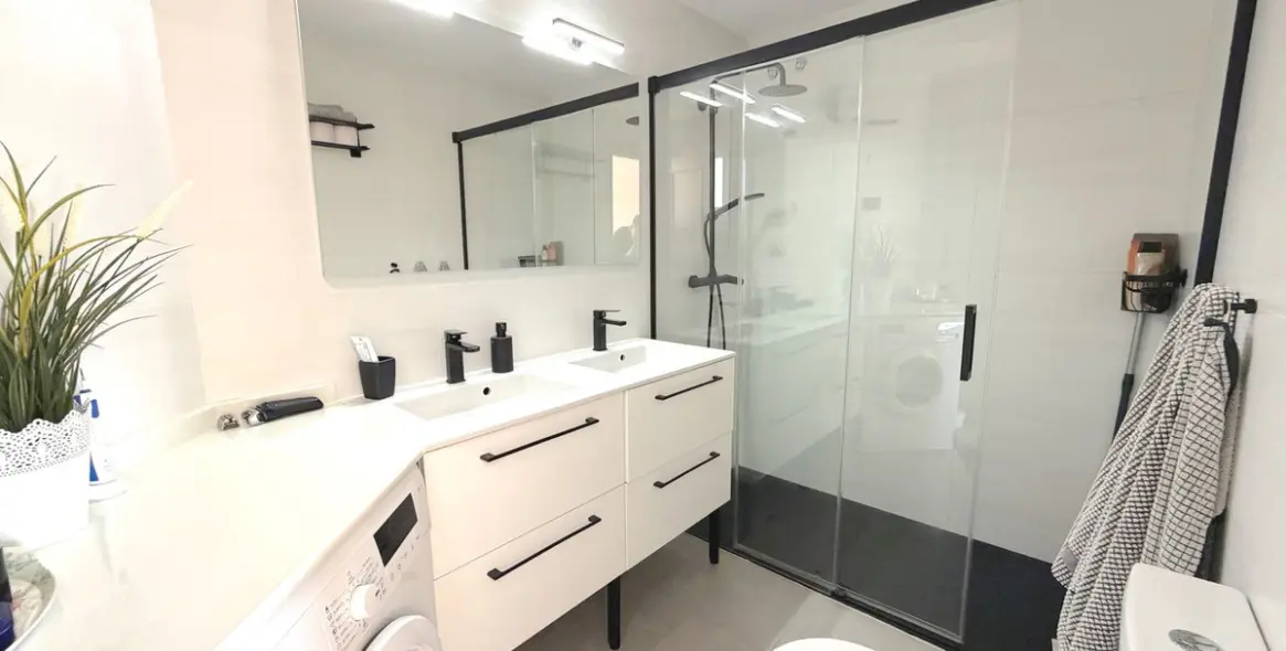 Продажа апартаментов на среднем этаже в Higueron 29