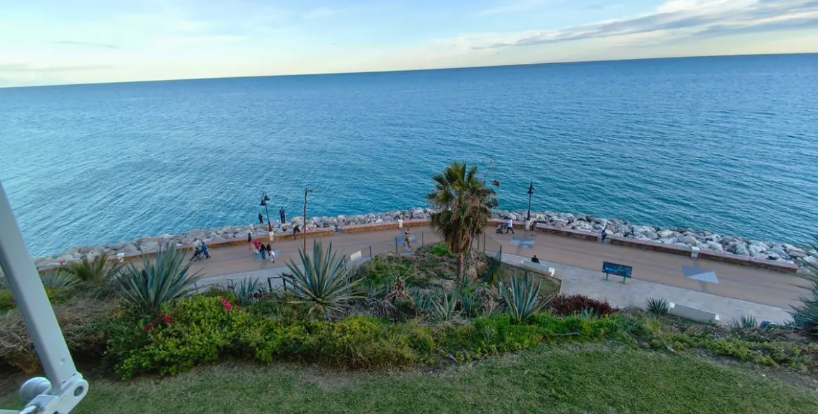 Sale of studio in Torremolinos 2