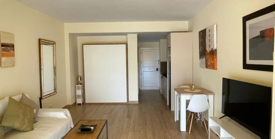 Sale of studio in Torremolinos 4