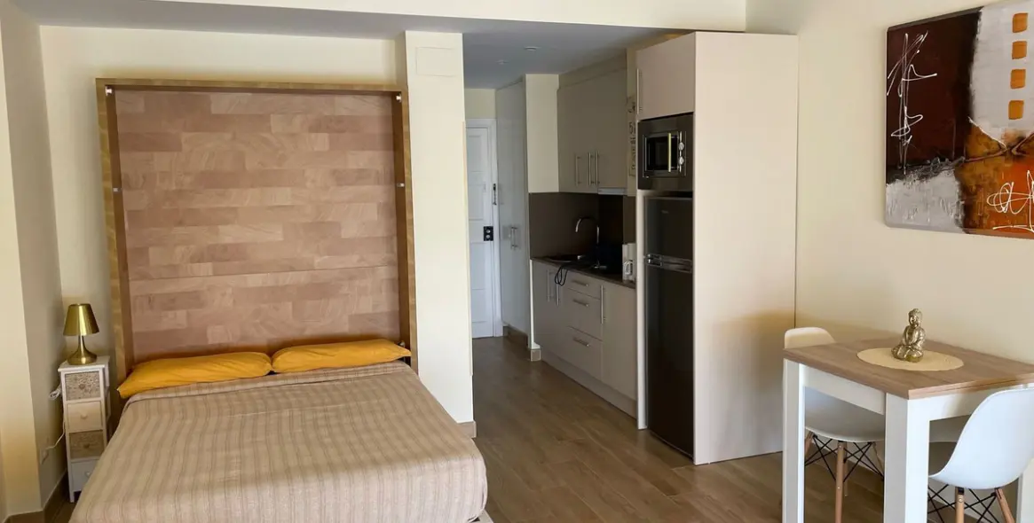 Sale of studio in Torremolinos 9