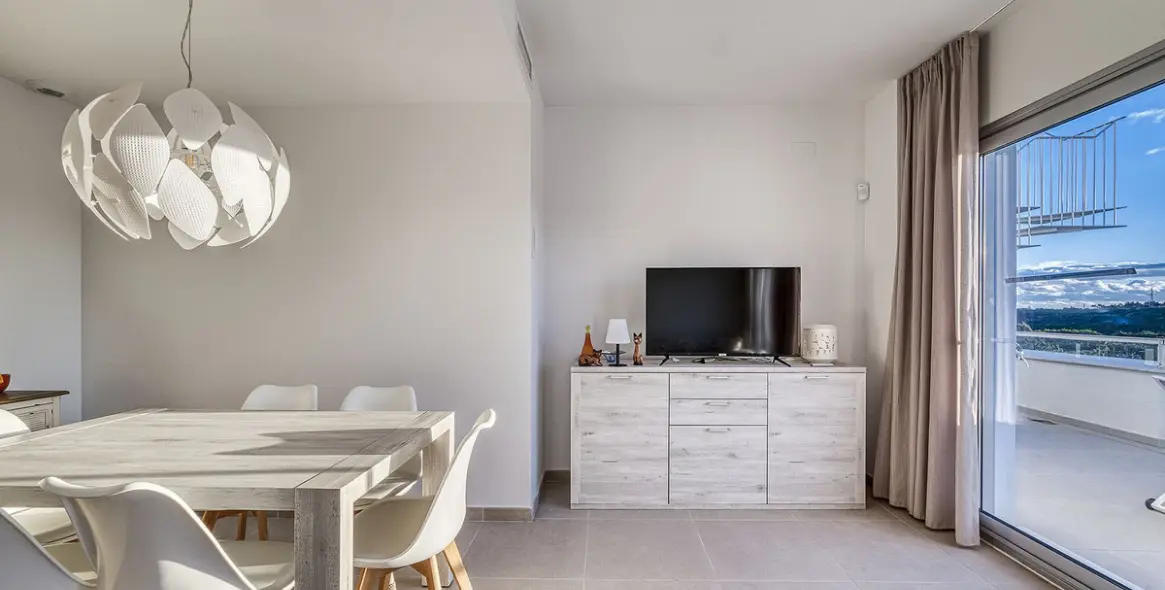 Sale of penthouse in Cancelada 14