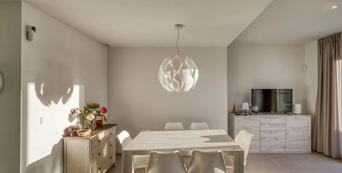 Sale of penthouse in Cancelada 16