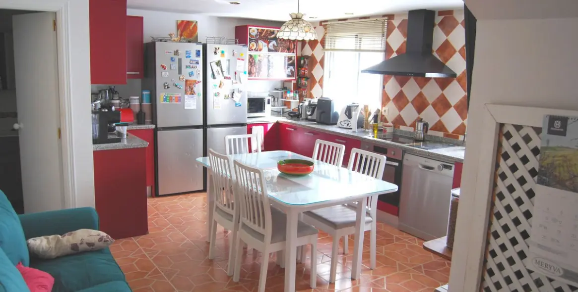 Sale of penthouse duplex in Estepona 3