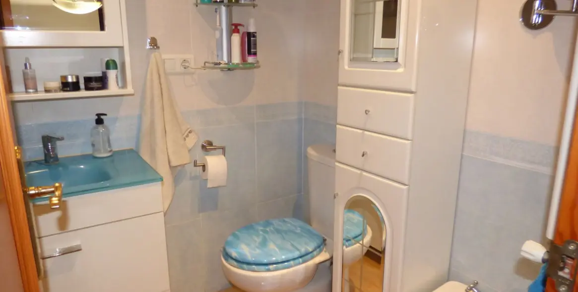 Sale of penthouse duplex in Estepona 11