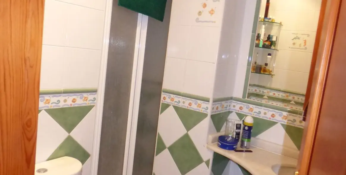 Sale of penthouse duplex in Estepona 15