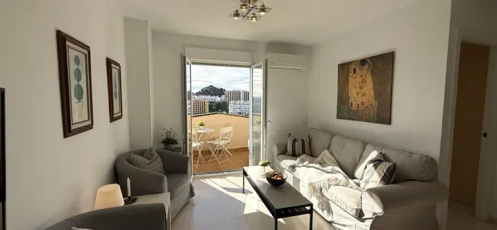 Sale of penthouse in Benalmadena Costa 2