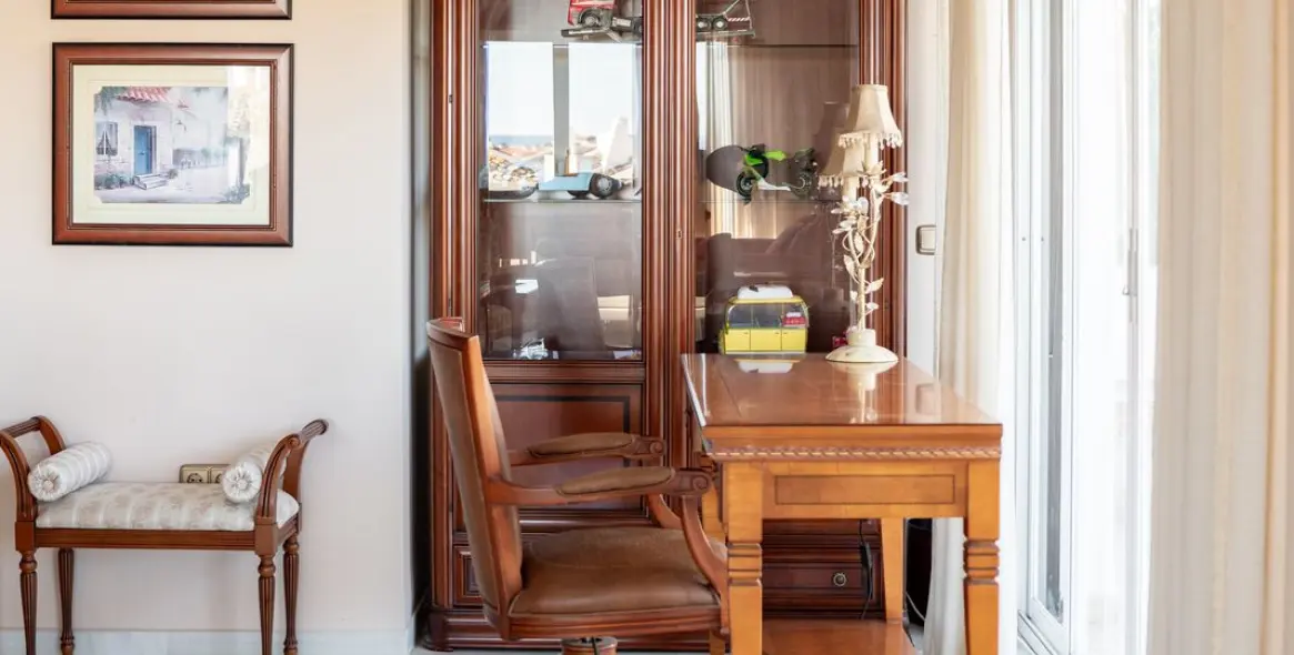 Venta de apartamento en planta media en Nueva Andalucía 22