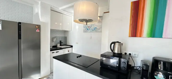 Short-term rent of penthouse in The Golden Mile 1