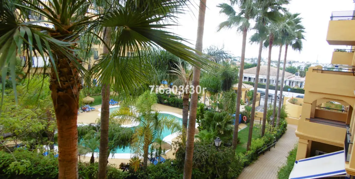 Long-term rent of middle floor apartment in San Pedro de Alcántara 1