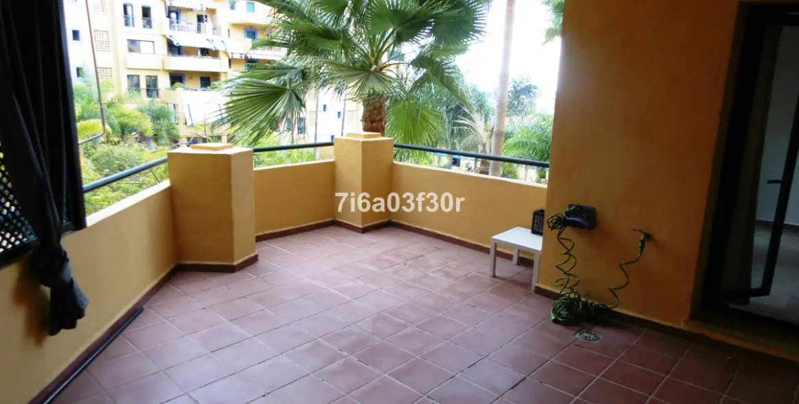Long-term rent of middle floor apartment in San Pedro de Alcántara 2