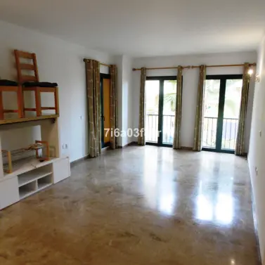 Long-term rent of middle floor apartment in San Pedro de Alcántara
