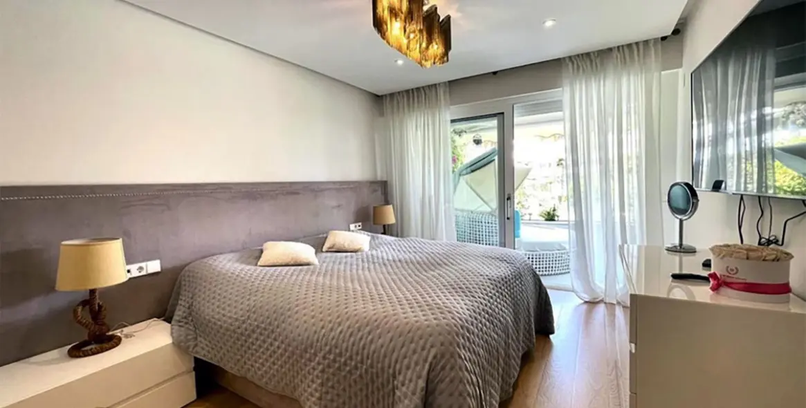 Short-term rent of ground floor apartment in Puerto Banús 15