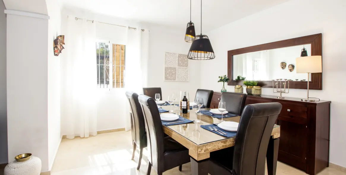 Alquiler a largo plazo de apartamento en planta baja en Elviria 5