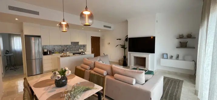 Long-term rent of middle floor apartment in El Paraiso 1