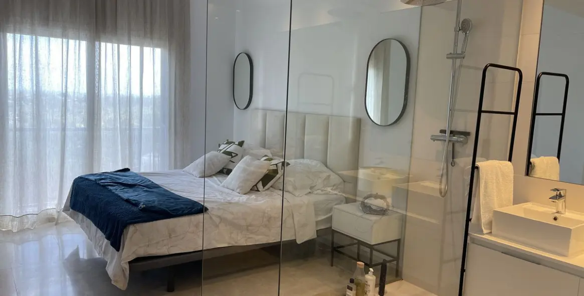 Long-term rent of middle floor apartment in El Paraiso 8