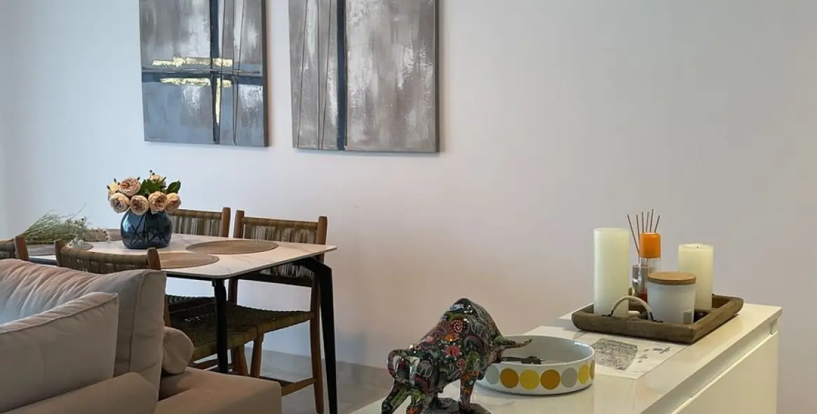 Long-term rent of middle floor apartment in El Paraiso 16