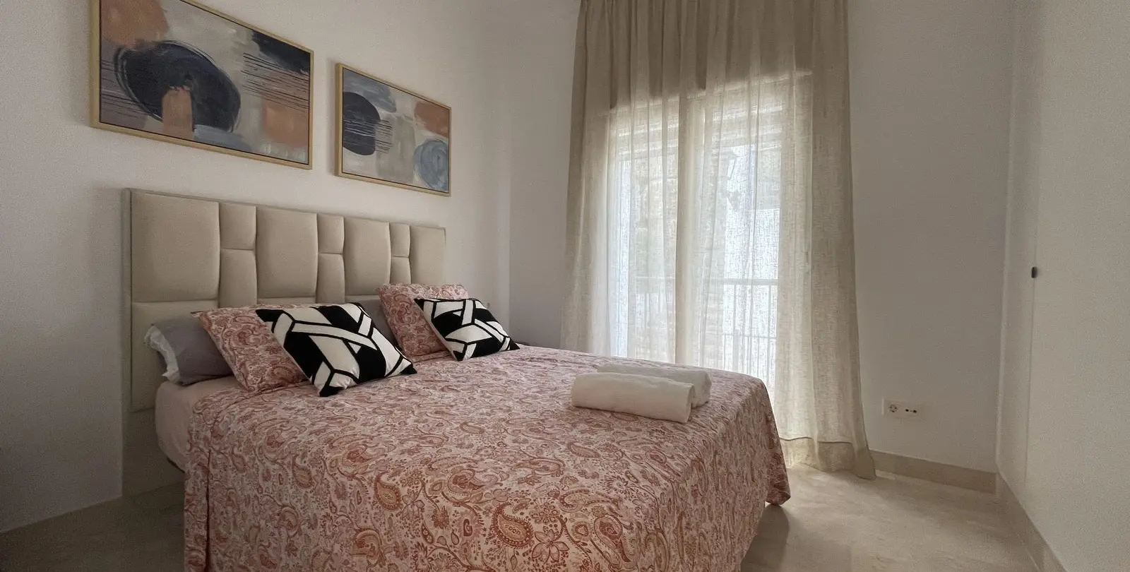 Sale of middle floor apartment in El Paraiso 13