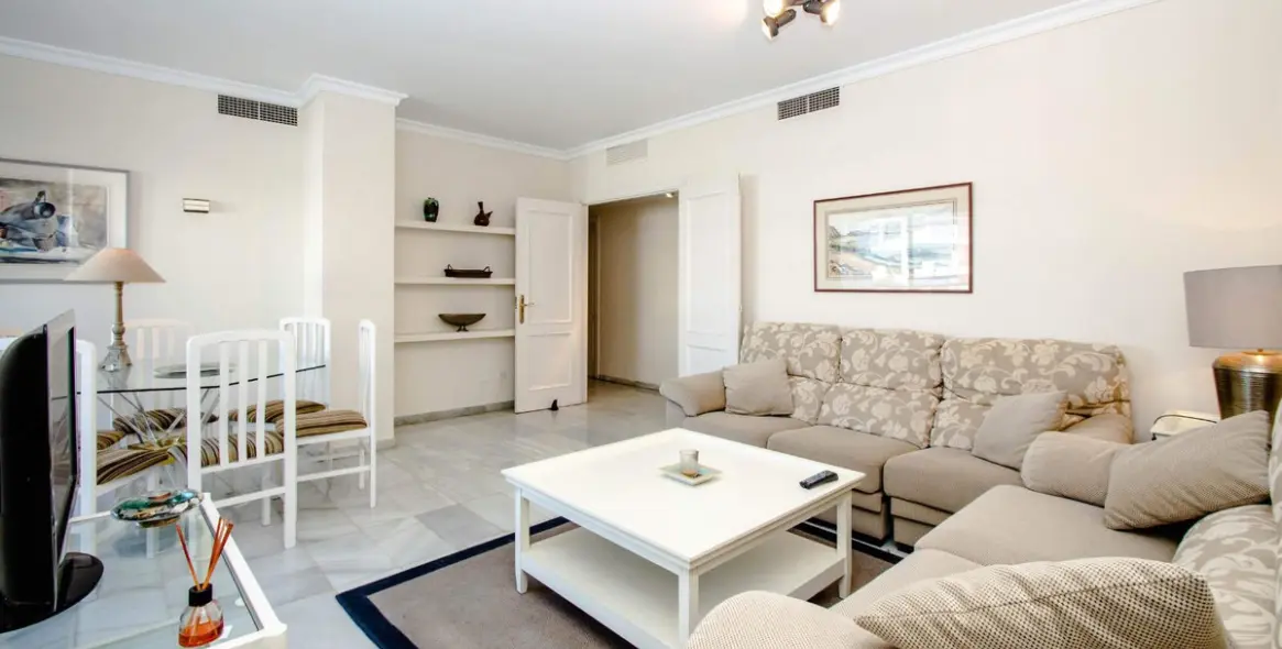 Краткосрочная аренда апартаментов на среднем этаже в Puerto Banús 31