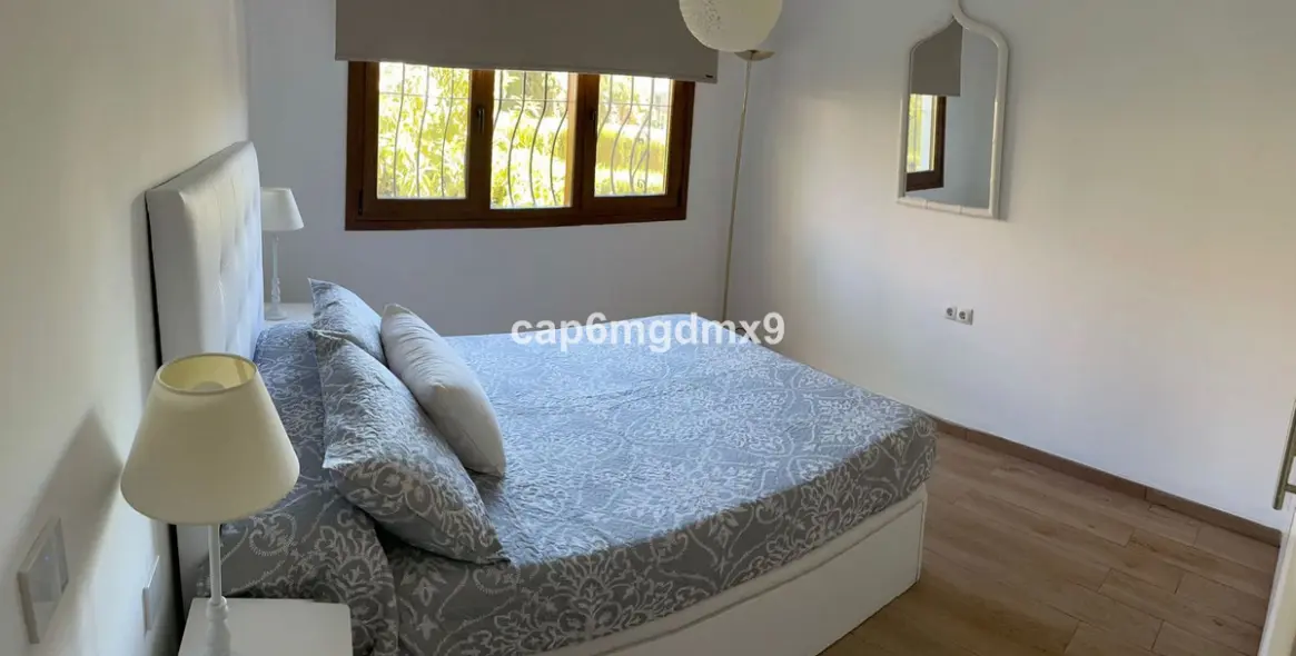 Долгосрочная аренда апартаментов на среднем этаже в Sierra Blanca 17