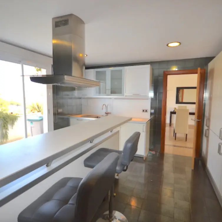 Alquiler a corto plazo de ático en Puerto Banús
