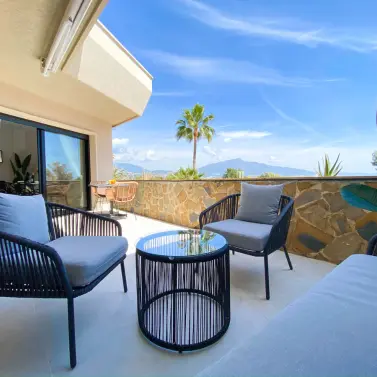 Sale of middle floor apartment in Atalaya