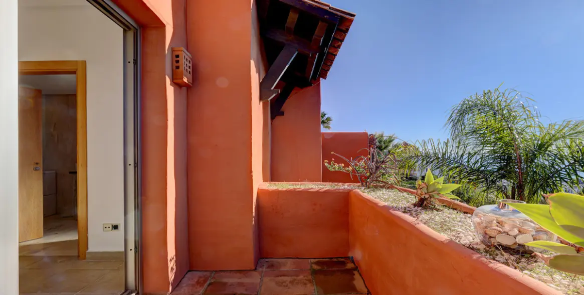 Sale of townhouse in Manilva 24