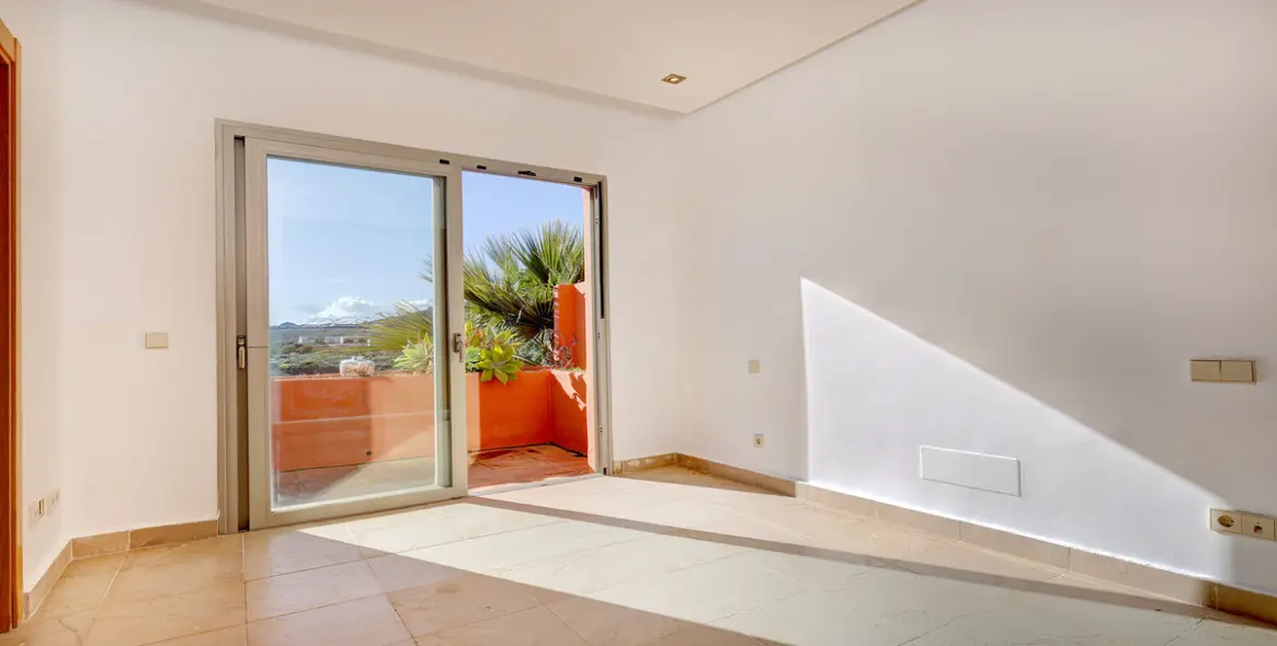 Sale of townhouse in Manilva 26