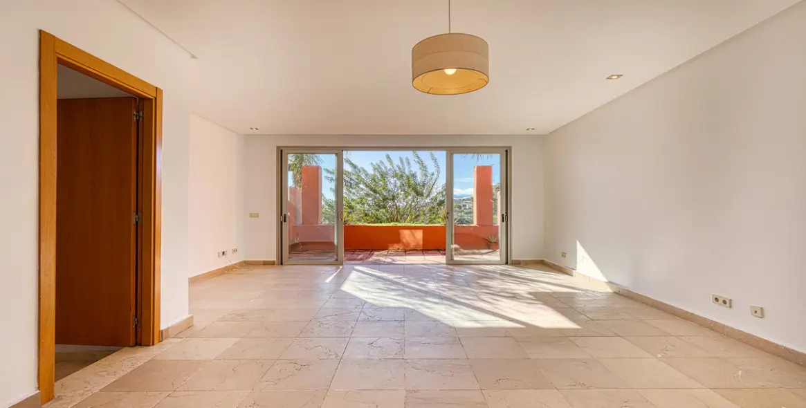 Sale of townhouse in Manilva 30