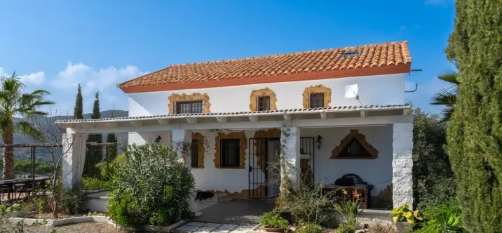 Sale of finca - cortijo in Coín 0